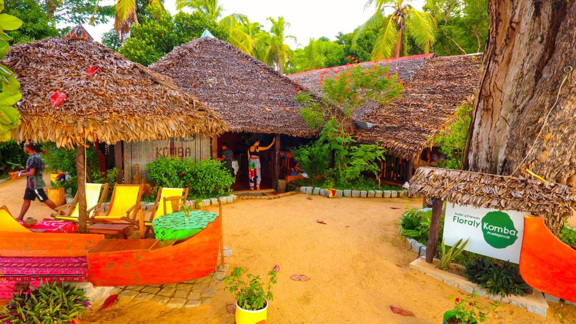 Floraly Komba Hotel - Nosy Komba Bagian luar foto
