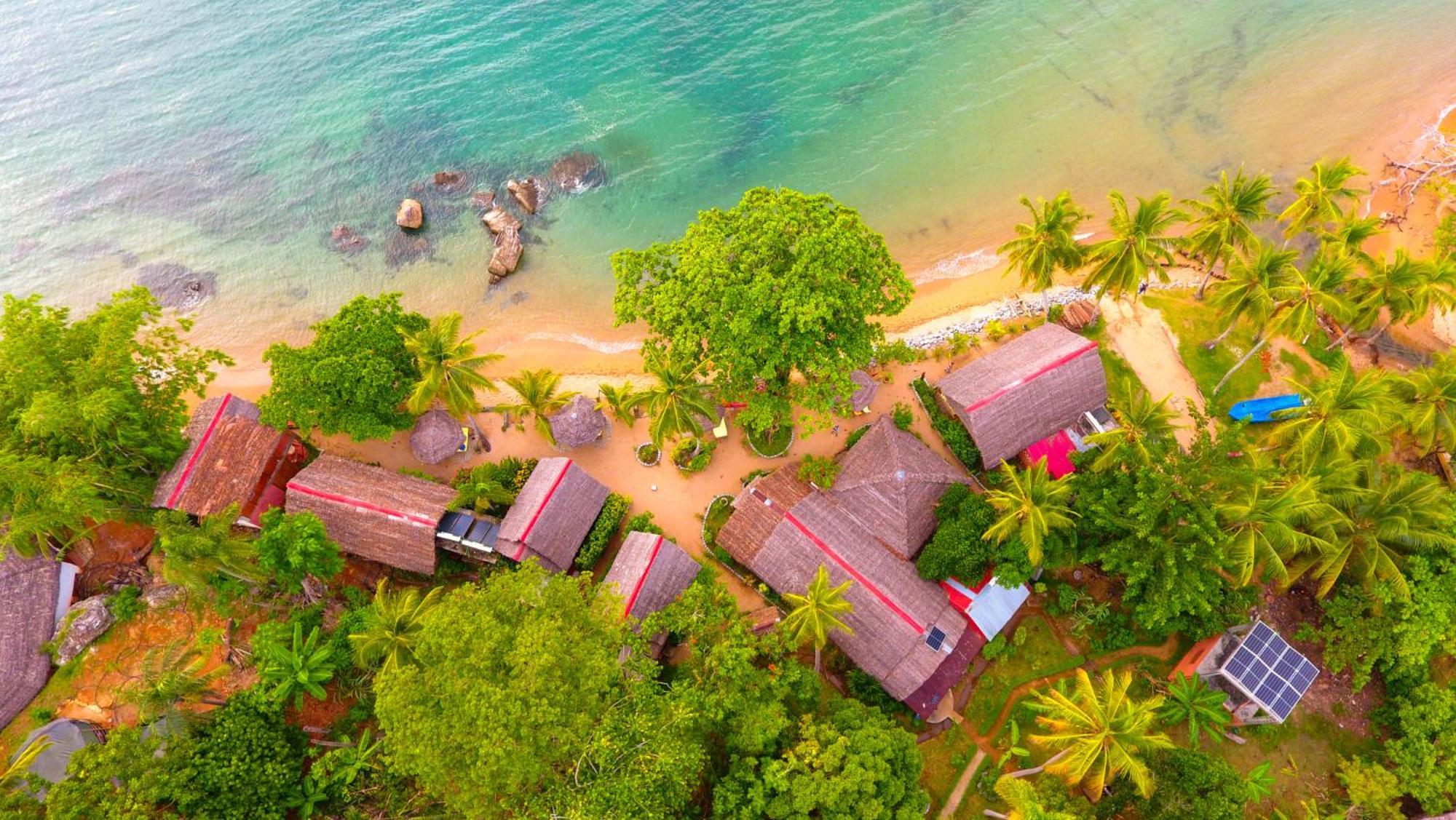 Floraly Komba Hotel - Nosy Komba Bagian luar foto